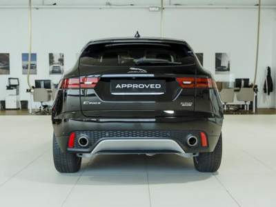 Jaguar E-Pace 2.0D 150 CV AWD aut. S Nero usata Padova