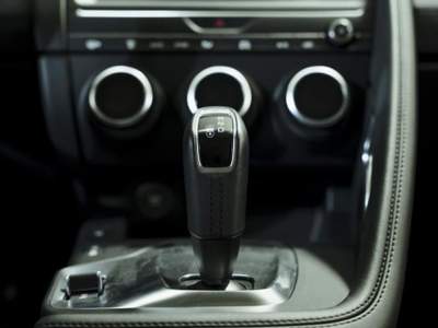 Jaguar E-Pace 2.0D 150 CV AWD aut. S Nero usata Padova