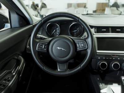 Jaguar E-Pace 2.0D 150 CV AWD aut. S Nero usata Padova