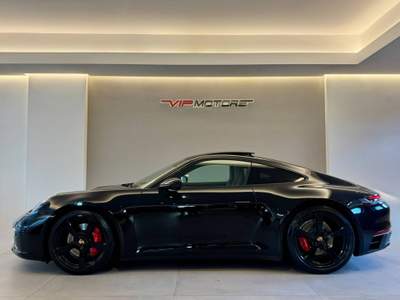 Porsche 911 (992)