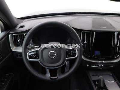 Volvo XC60 B5 (d) R-design Petrol Geartronic Grigio usata Castelnuovo Rangone