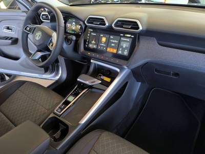 MG ZS