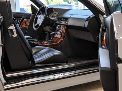 Mercedes-Benz SL