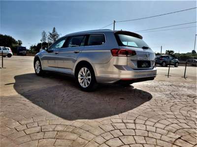 Volkswagen Passat 1.6 tdi Business 120cv dsg Argento usata Ispica