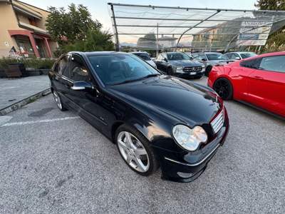 Mercedes-Benz Classe C 320
