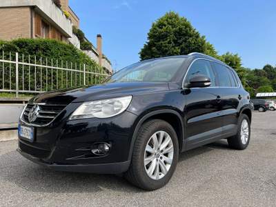 Volkswagen Tiguan sport & stye 4x4 Nero usata Vignate