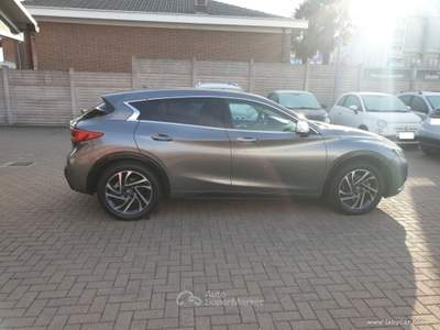 Infiniti Q30 Q30 2.2d DCT AWD Premium City Black INFINITI Q30 2.2 170 CV AWD PREMIUM PELLE NAVI XENON usata Torino