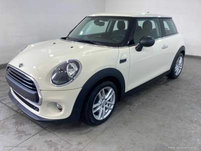 MINI Clubman Mini One                                                         Bianco usata Valsamoggia