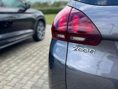 Peugeot 2008  1.5 bluehdi GT Line s&s 120cv eat6 Grigio usata Fasano