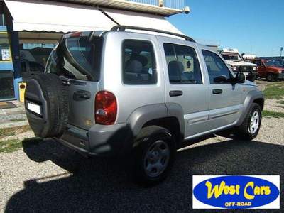 Jeep Cherokee 2.5 CRD Sport Grigio usata Vigevano