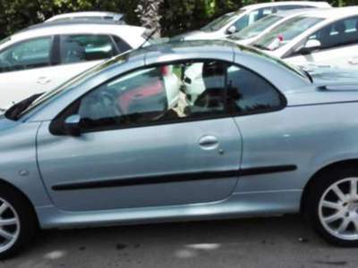 Peugeot 206 16V CC Grigio usata Modica