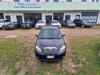 Lancia Ypsilon 16V Argento Nero usata Pesaro