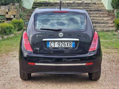 Lancia Ypsilon 16V Argento Nero usata Pesaro