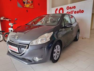 Peugeot 208 1.2 vti 12v Access 5p Grigio usata Gagliano del Capo