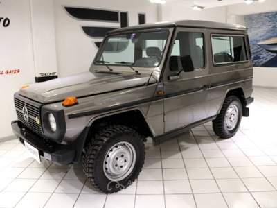 Mercedes-Benz Classe G GD 250 SW corto Targa Oro Gancio traino Grigio usata Viterbo