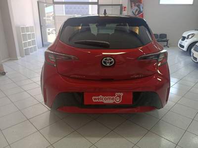Toyota Corolla 1.8h Business cvt Rosso usata Sassari