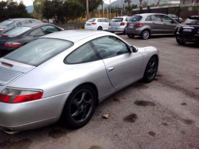 Porsche 911 Carrera 2  Grigio usata Fondi