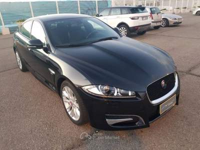 Jaguar XF XF 2.2d R-Sport Launch edition 200cv auto Nero usata Cagliari
