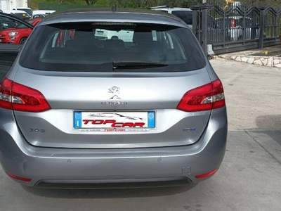 Peugeot 308 1.6 bluehdi Business s&s 120cv eat6 Grigio usata Gioia Sannitica