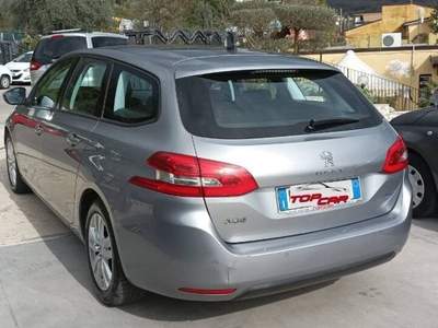 Peugeot 308 1.6 bluehdi Business s&s 120cv eat6 Grigio usata Gioia Sannitica