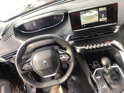 Peugeot 3008 1.5 bluehdi Allure Pack s&s 130cv Nero usata Taurianova