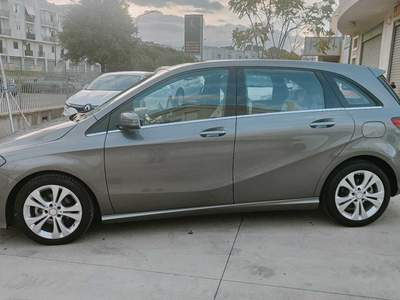 Mercedes-Benz Classe B 180 d