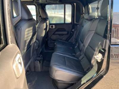 Jeep Gladiator 3.0 Diesel V6 Overland Nero usata Castelnuovo Rangone