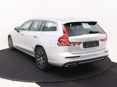 Volvo V60 B4 Inscription MHEV Diesel Argento usata Castelnuovo Rangone