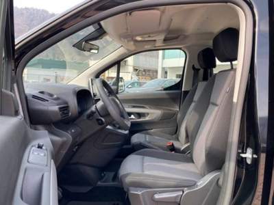 Toyota Proace 1.5D 130 CV S&S Long Lounge Nero usata Castelnuovo Rangone