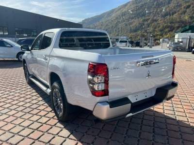 Mitsubishi L200 2.3 D Double Cab 4x4 Super Select P1 Intense 001 Bianco usata Castelnuovo Rangone