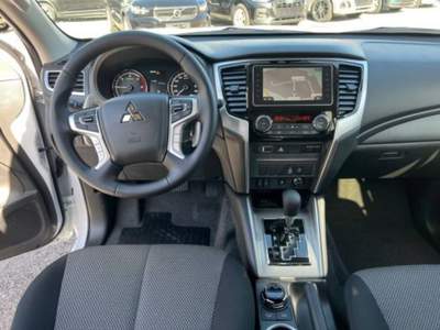 Mitsubishi L200 2.3 D Double Cab 4x4 Super Select P1 Intense 001 Bianco usata Castelnuovo Rangone