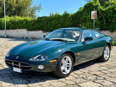 Jaguar XK 4.2 V8 Coupé Verde usata Castellaneta