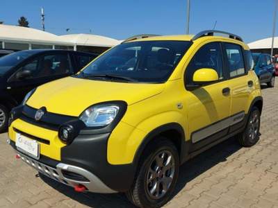 Fiat Panda  1.3 mjt 16v Cross 4x4 80cv Giallo usata Fasano