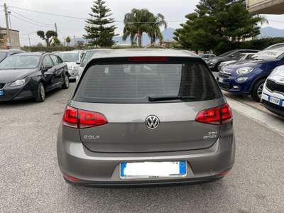 Volkswagen Golf  1.4 tgi Trendline 5p Grigio usata Pagani