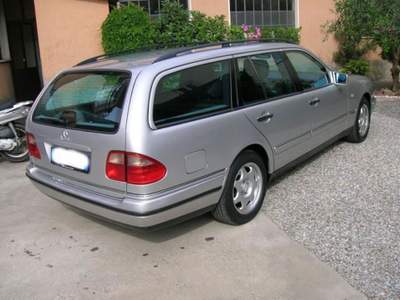 Mercedes-Benz Classe E  Argento usata Calcinate
