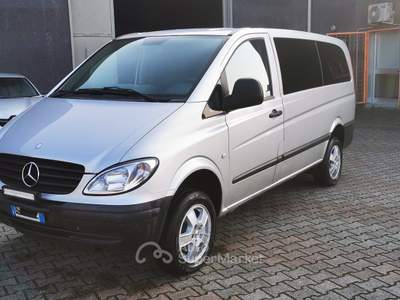 Mercedes-Benz Viano 2.2 CDI 4Matic - Allestimento VAN Argento usata Crema