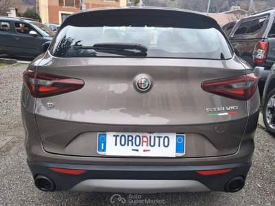 Alfa Romeo Stelvio 2.2 Turbodiesel 210 CV AT8 Q4 Executive Marrone usata Varallo