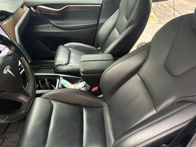 Tesla Model X Long Range AWD Verde usata Campi Bisenzio