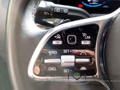 Mercedes-Benz EQA 350 4Matic AMG Line Advanced Grigio usata Campi Bisenzio