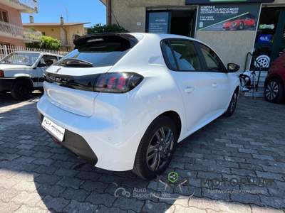 Peugeot 208 PureTech 100 Stop&amp;Start 5 porte Allure Pack Bianco usata San Giorgio del Sannio