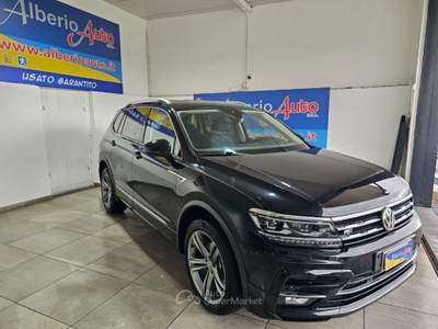 Volkswagen Tiguan 2.0 TDI 150 CV ALLSPACE DSG R-Line 7 posti Nero usata ADRANO