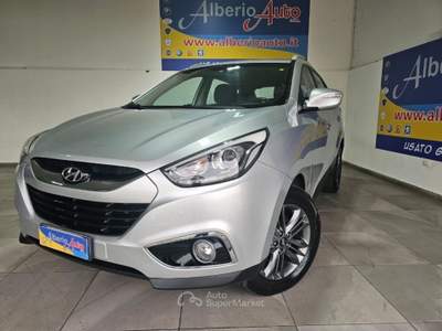 Hyundai ix35 1.7 CRDi 2WD Xpossible Argento usata ADRANO