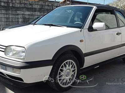 Volkswagen Golf 1.6 cat Classic Bianco usata San Giorgio del Sannio