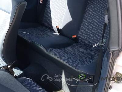 Volkswagen Golf 1.6 cat Classic Bianco usata San Giorgio del Sannio