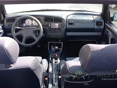 Volkswagen Golf 1.6 cat Classic Bianco usata San Giorgio del Sannio
