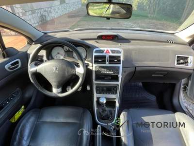 Peugeot 307 2.0 HDi FAP CC Féline Grigio usata San Giorgio del Sannio