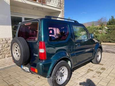 Suzuki Jimny 1.3i 16V cat JX Verde usata Cortona