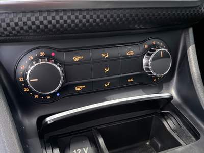 Mercedes-Benz Classe A A 180 d Executive fari full-LED navi retrocamera Grigio usata ALTAMURA
