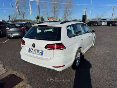 Volkswagen Golf GOLF VARIANT 7.5 1.6 TDI 115CV DSG EXECUTIVE 2019 Bianco usata Latina