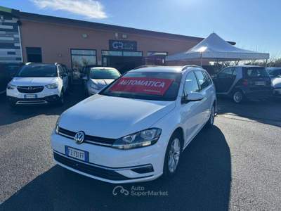 Volkswagen Golf GOLF VARIANT 7.5 1.6 TDI 115CV DSG EXECUTIVE 2019 Bianco usata Latina